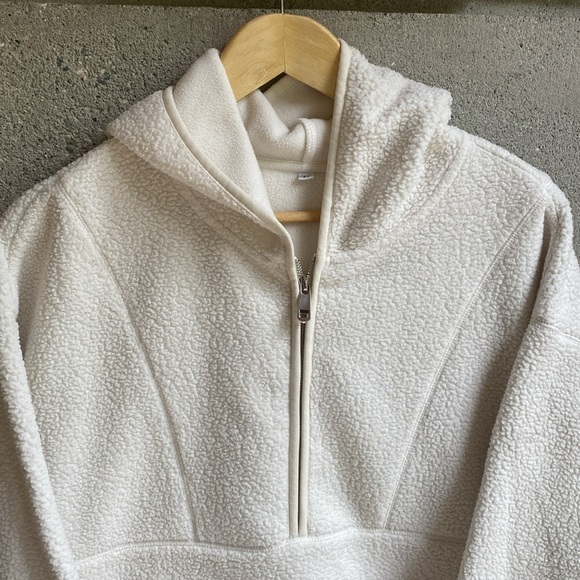 Fleece Hoody - Picture 2 of 6